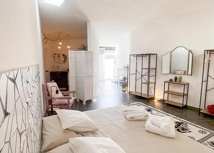 B&B Hotelito Rural Ga7colores Only Adult Montana Blanca