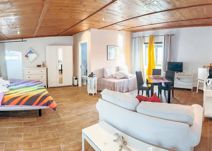 B&B Hotelito Rural Ga7colores Only Adult Montana Blanca